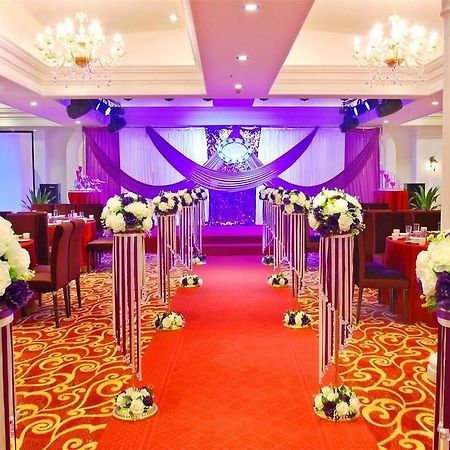 Xi'An Hometown Runtu Business Hotel Екстер'єр фото